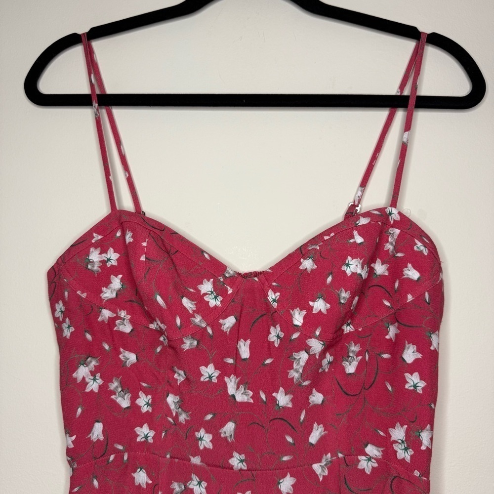 ARITZIA SUNDAY BEST Viola Cottagecore Floral Thigh Slit Midi Dress in Cerise - Picture 6 of 11
